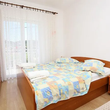 Appartamento Zuljana 252b *